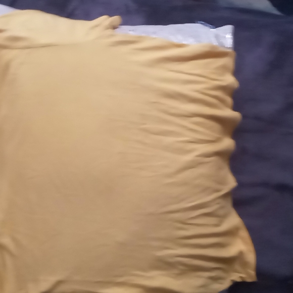 Women Belly T Shirt - Picture 3 of 3